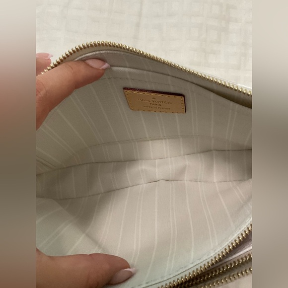 Louis Vuitton Monogram Giant By The Pool Multi-Pochette Accessoires handbag - Picture 14 of 15